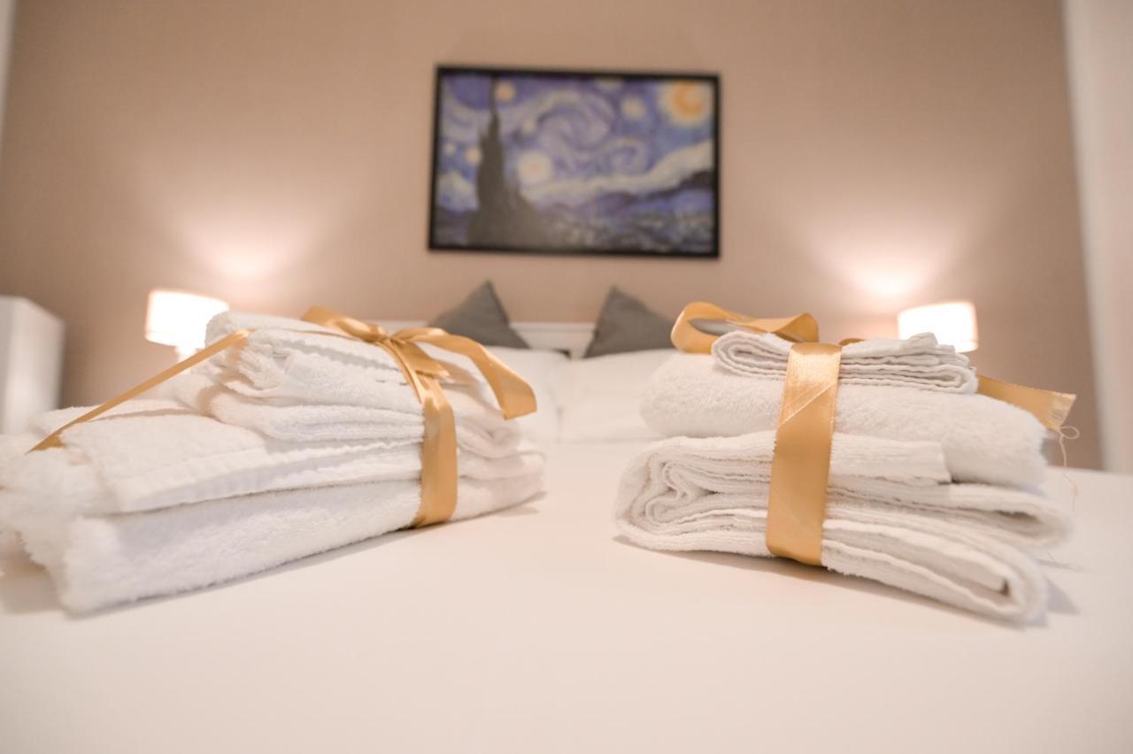 Living Salerno B&B מראה חיצוני תמונה