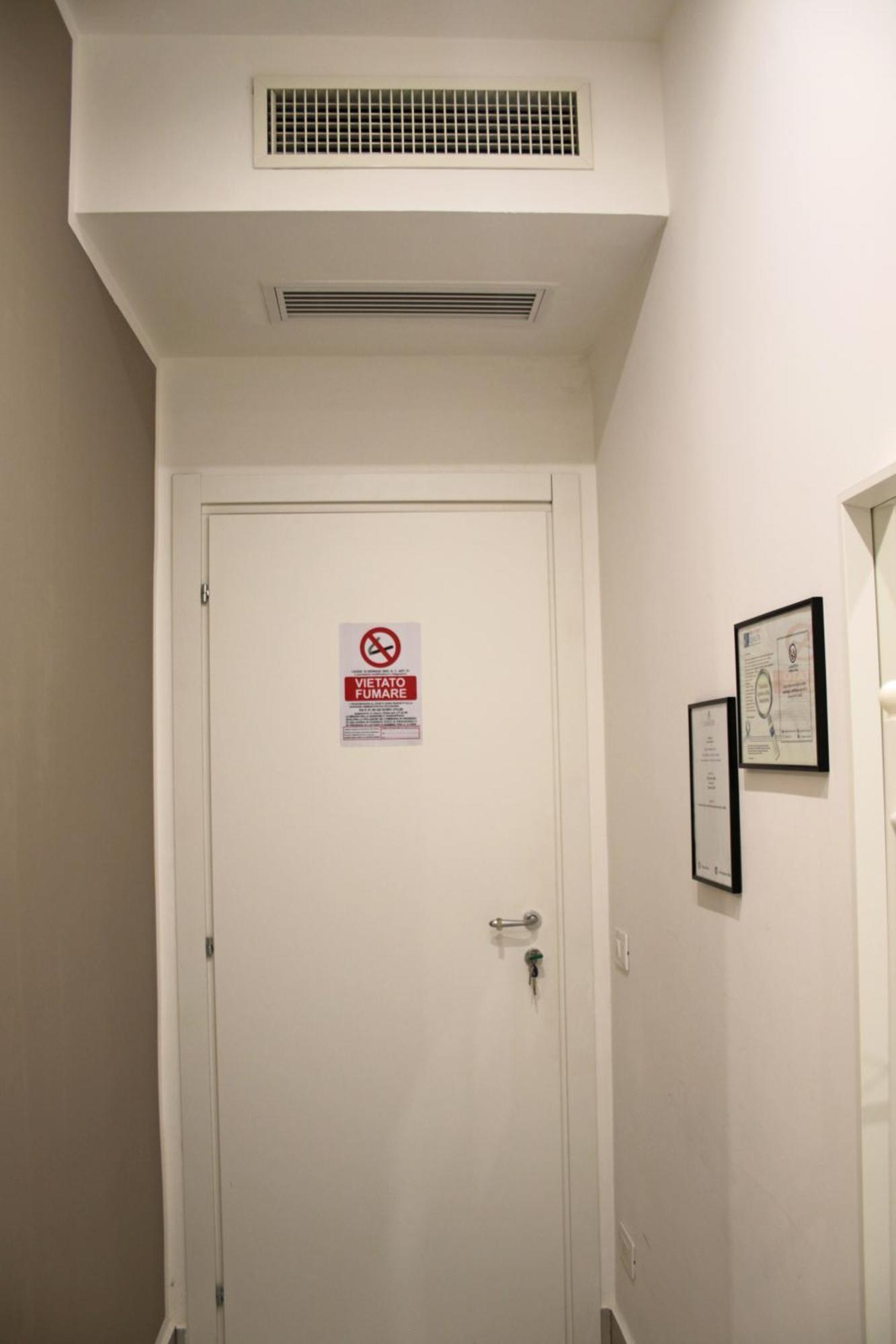 Living Salerno B&B מראה חיצוני תמונה