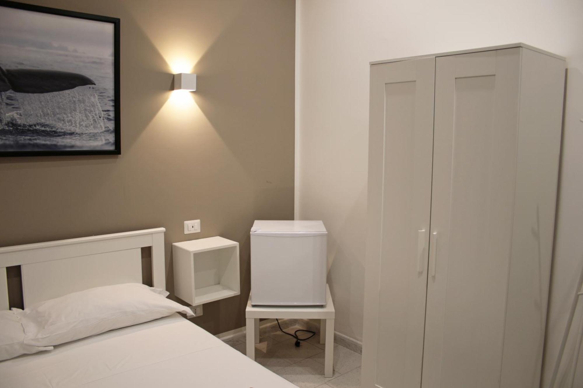 Living Salerno B&B מראה חיצוני תמונה